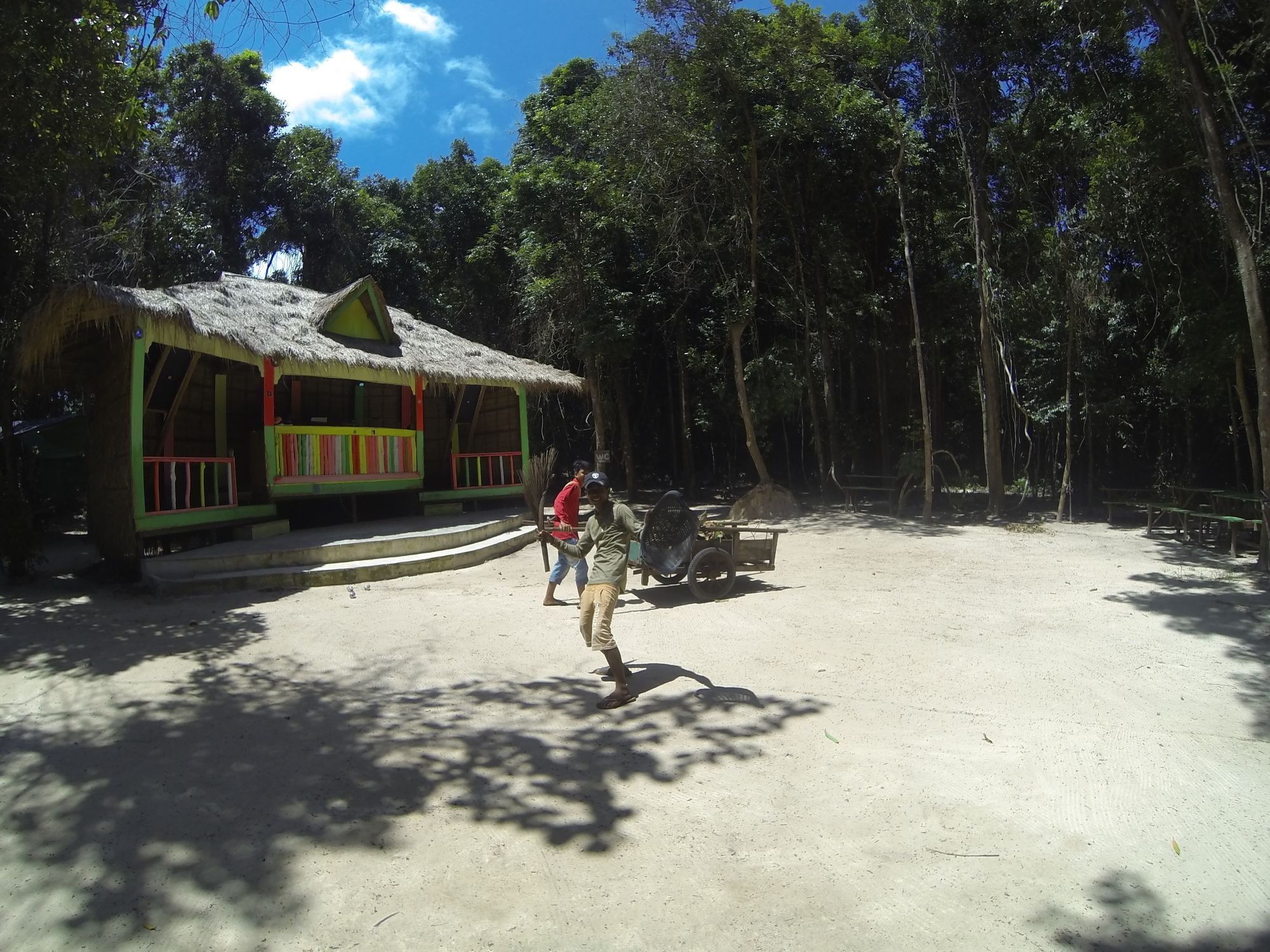 Jungle Republic Vandrarhem Koh Rong Sanloem Exteriör bild